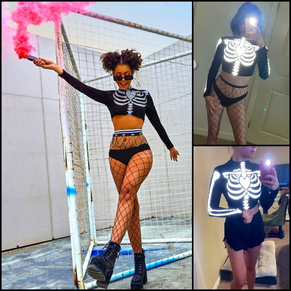 Tops - Reflective Skeleton Bones Heart Black Sheer Mesh Long Sleeve Cropped Shirt Top